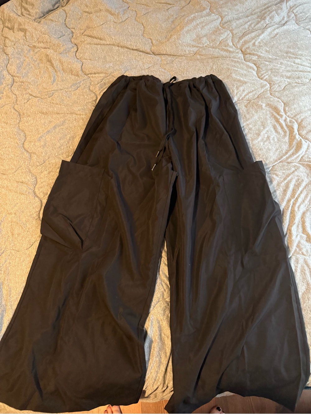 SHEIN Black Wide-Leg Cargo Drawstring Pants